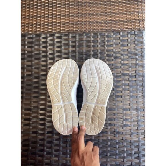 Oofos sneakers womens size 7 - Picture 5 of 5